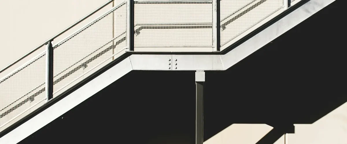 comment securiser un escalier sans rampe